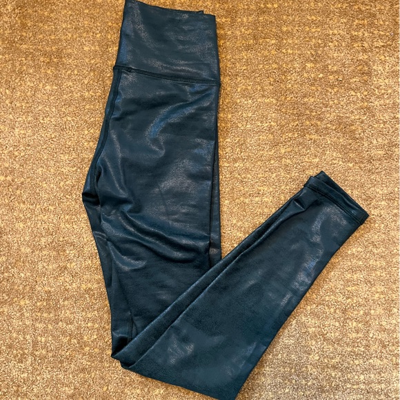 aerie crackle crossover waist leggings - Picture 9 of 10